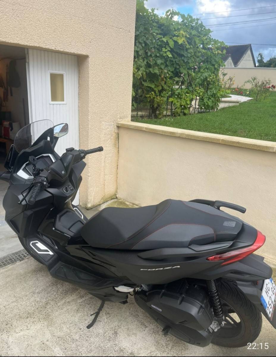 Vends Honda Forza 125, 2025, 5000km