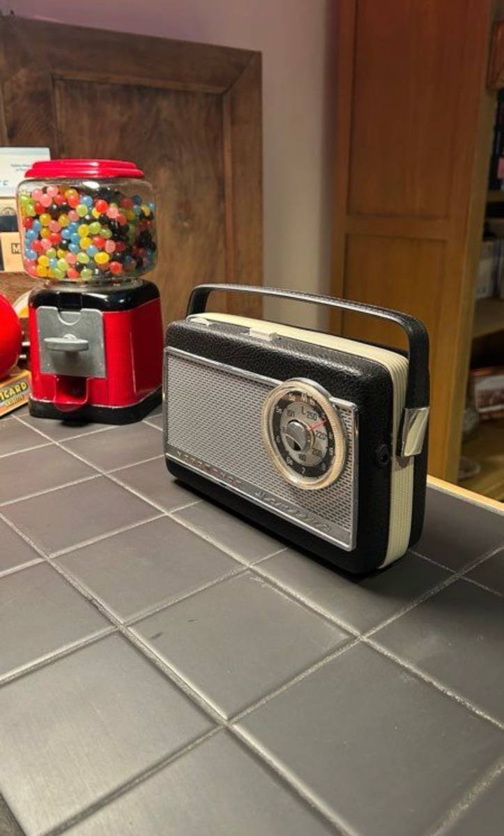 Radio Transistor Bluetooth année 1963