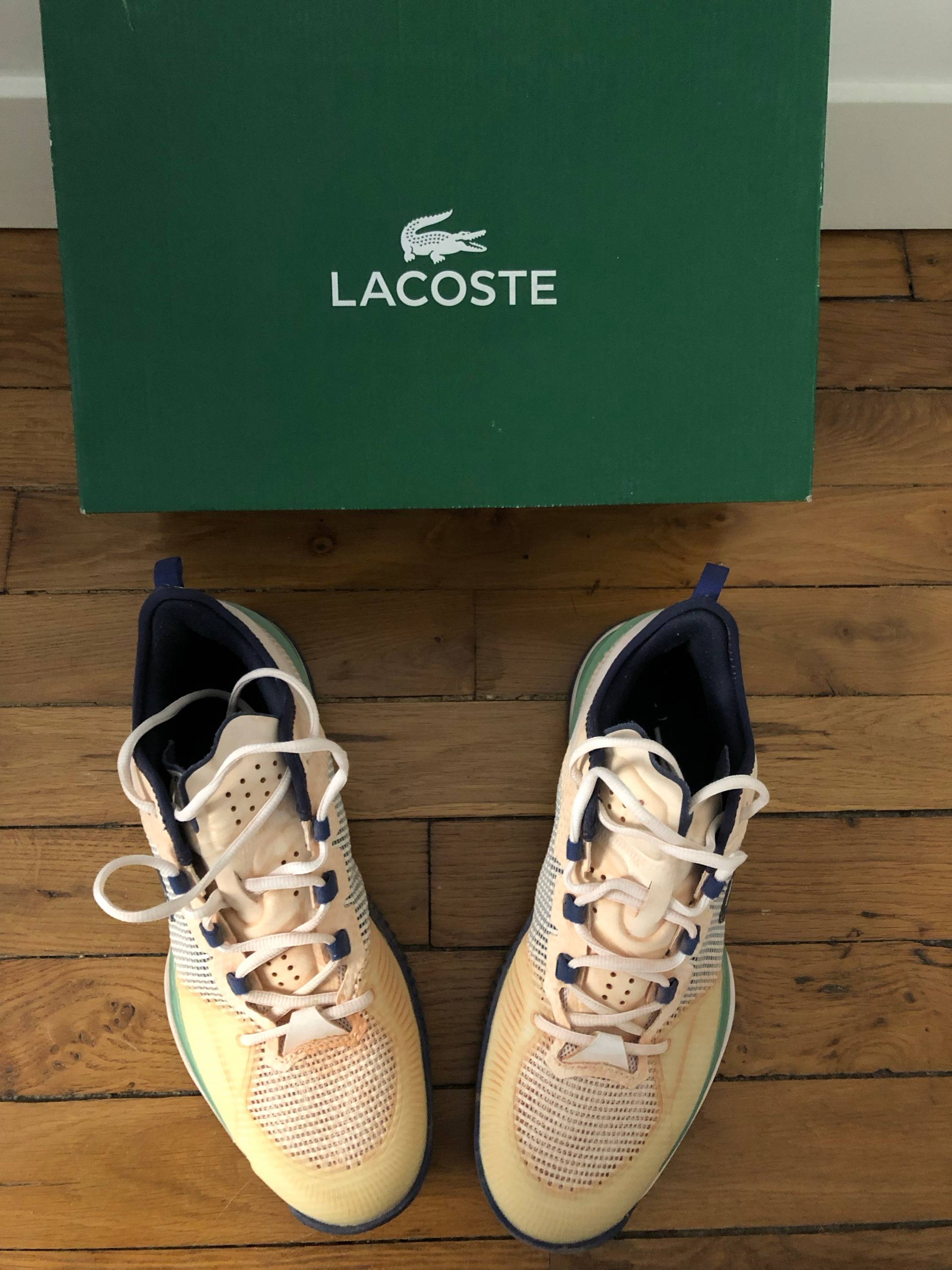 Vends chaussures de tennis Lacoste - Pointure 43