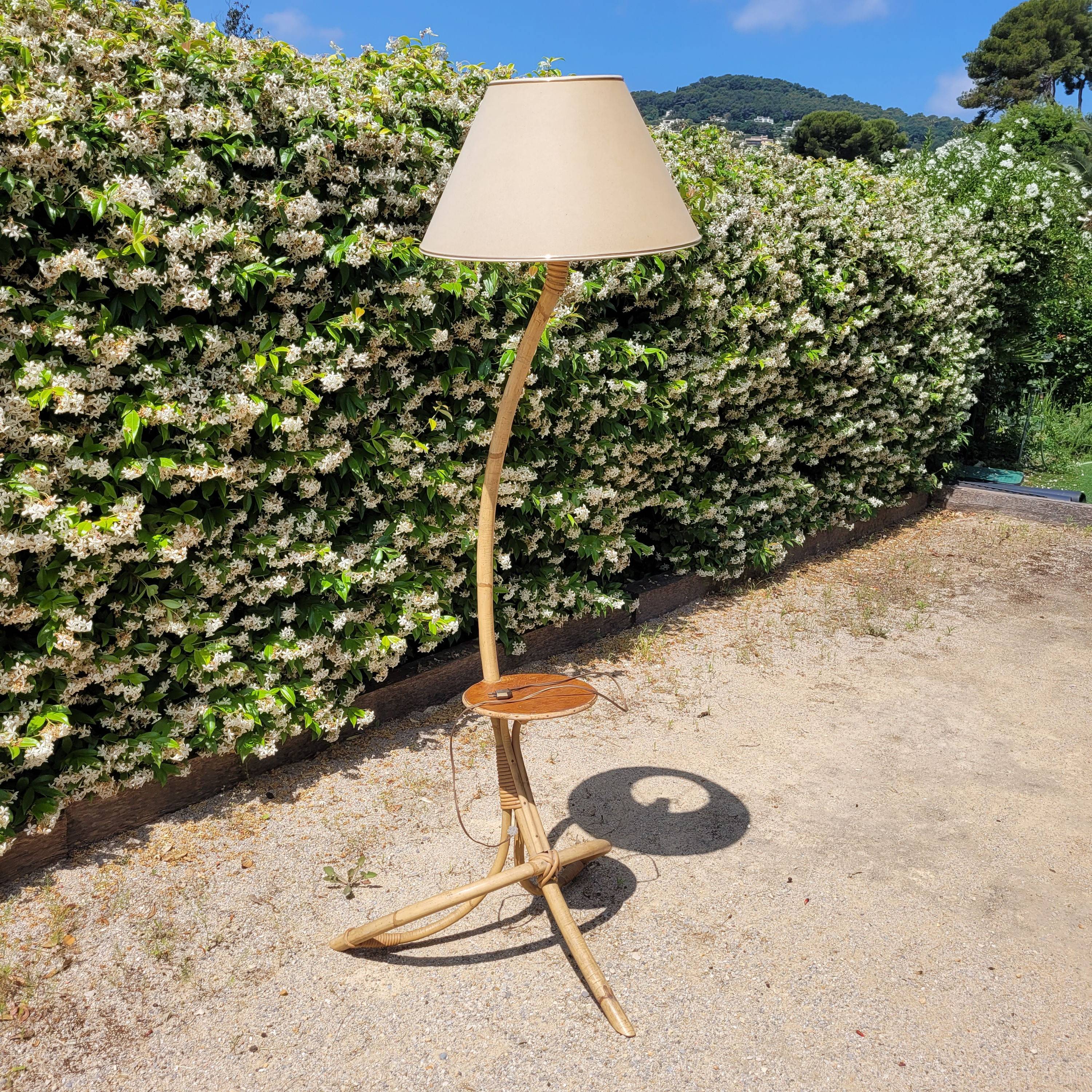 Vends lampadaire vintage en bambou véritable TBE