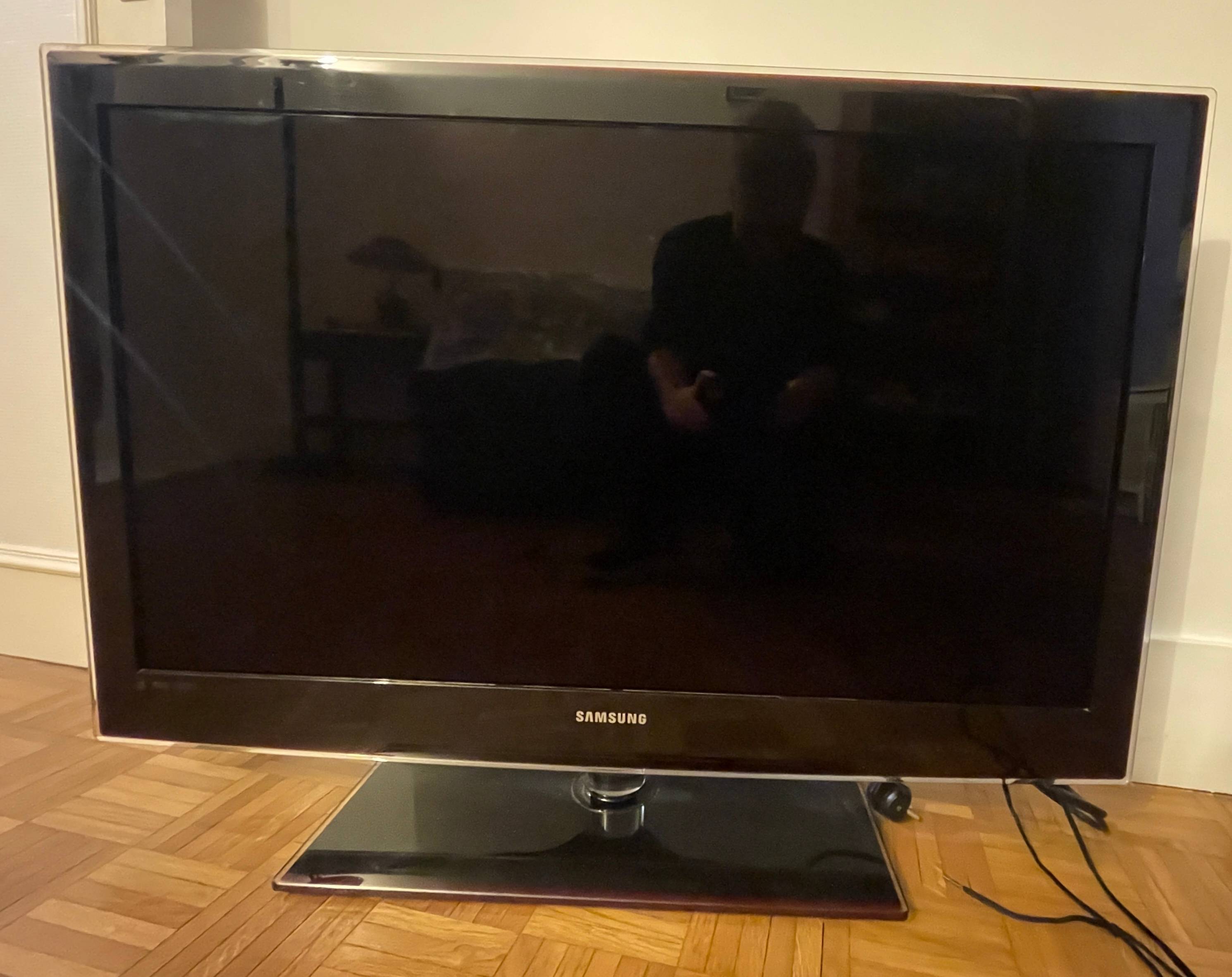 Vends TV LCD Samsung - Écran 40 pouces
