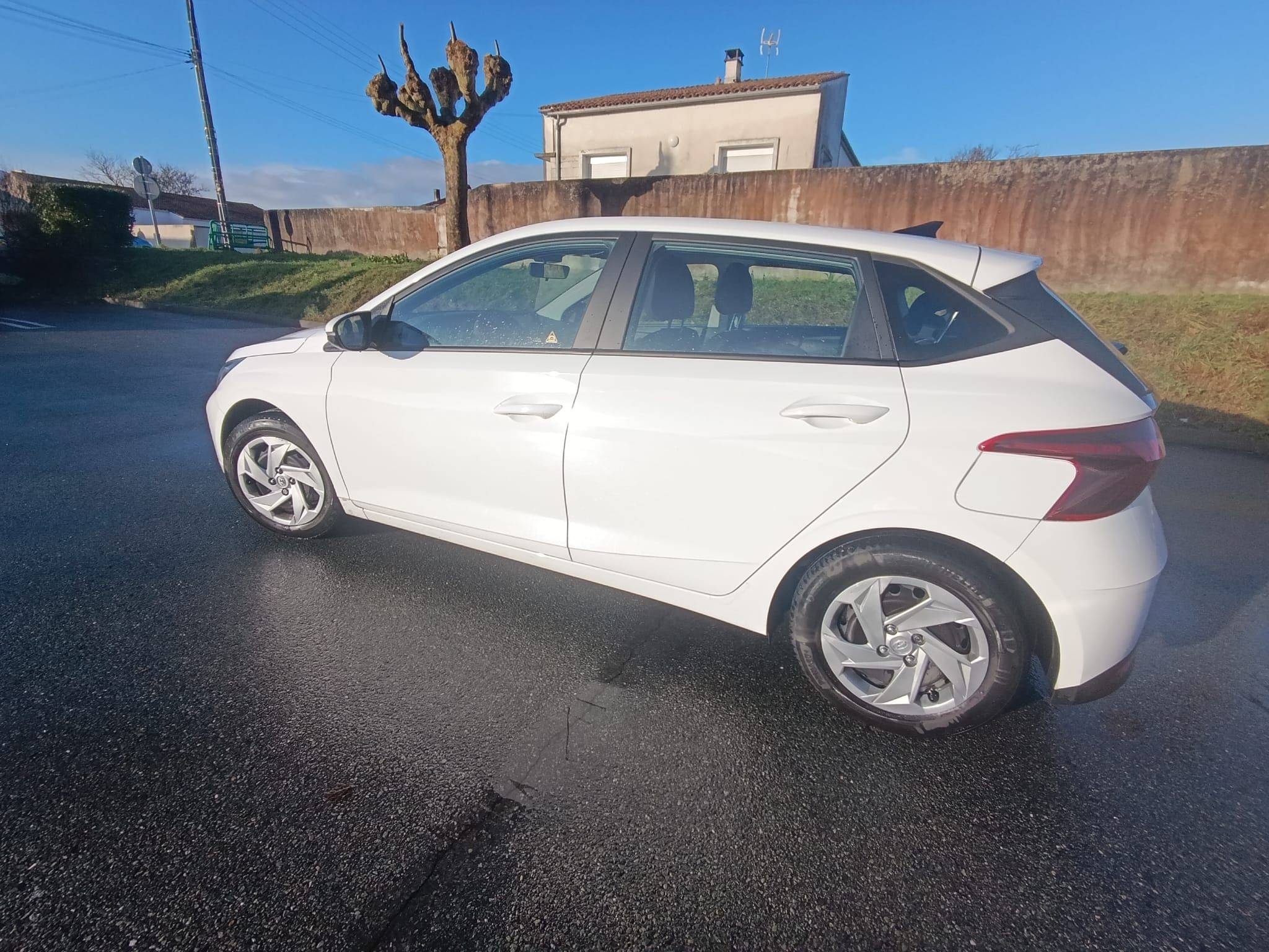 Vends Hyundai i20 1.2, 2022, 40600km