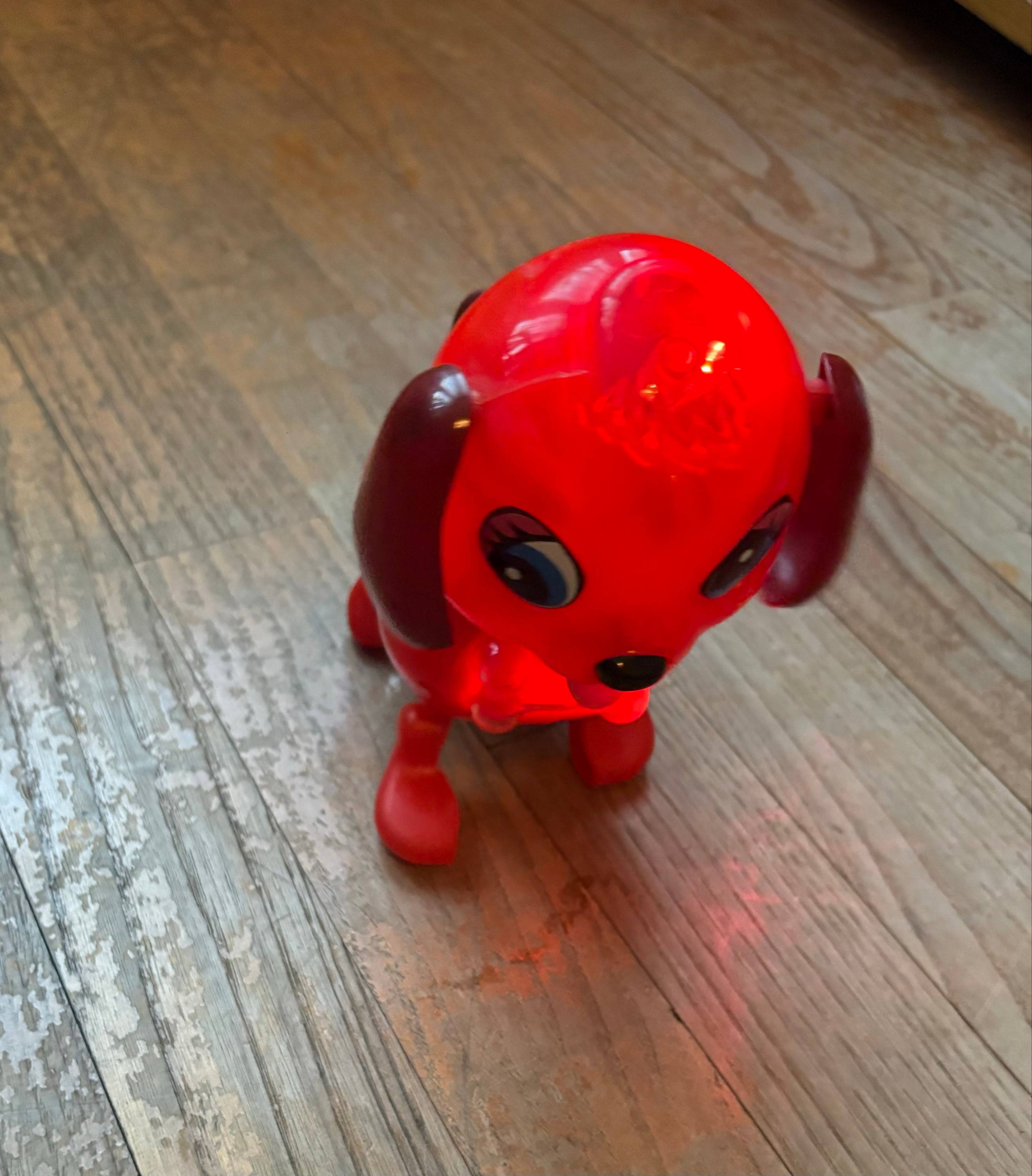 Petit Chien lumière et son qui se déplace