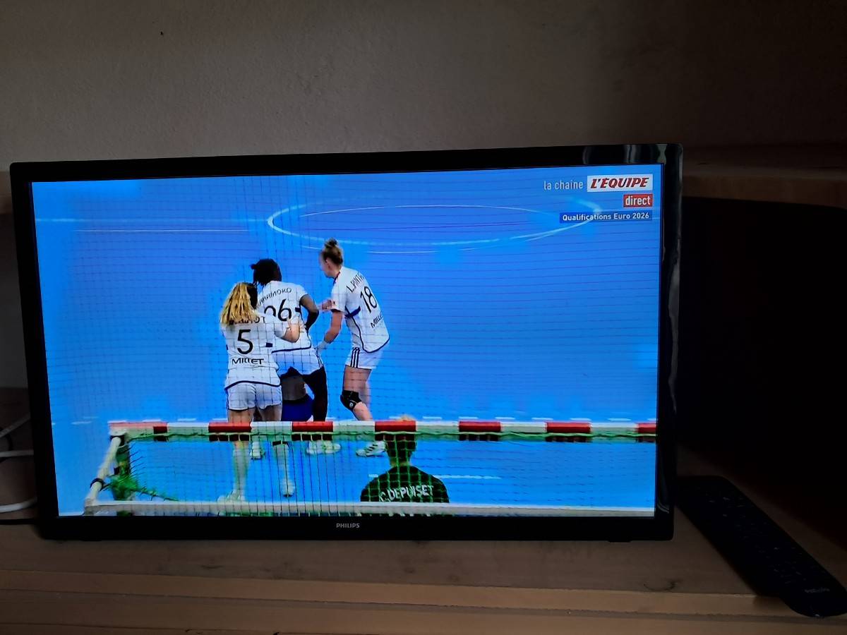 Téléviseur PHILIPS