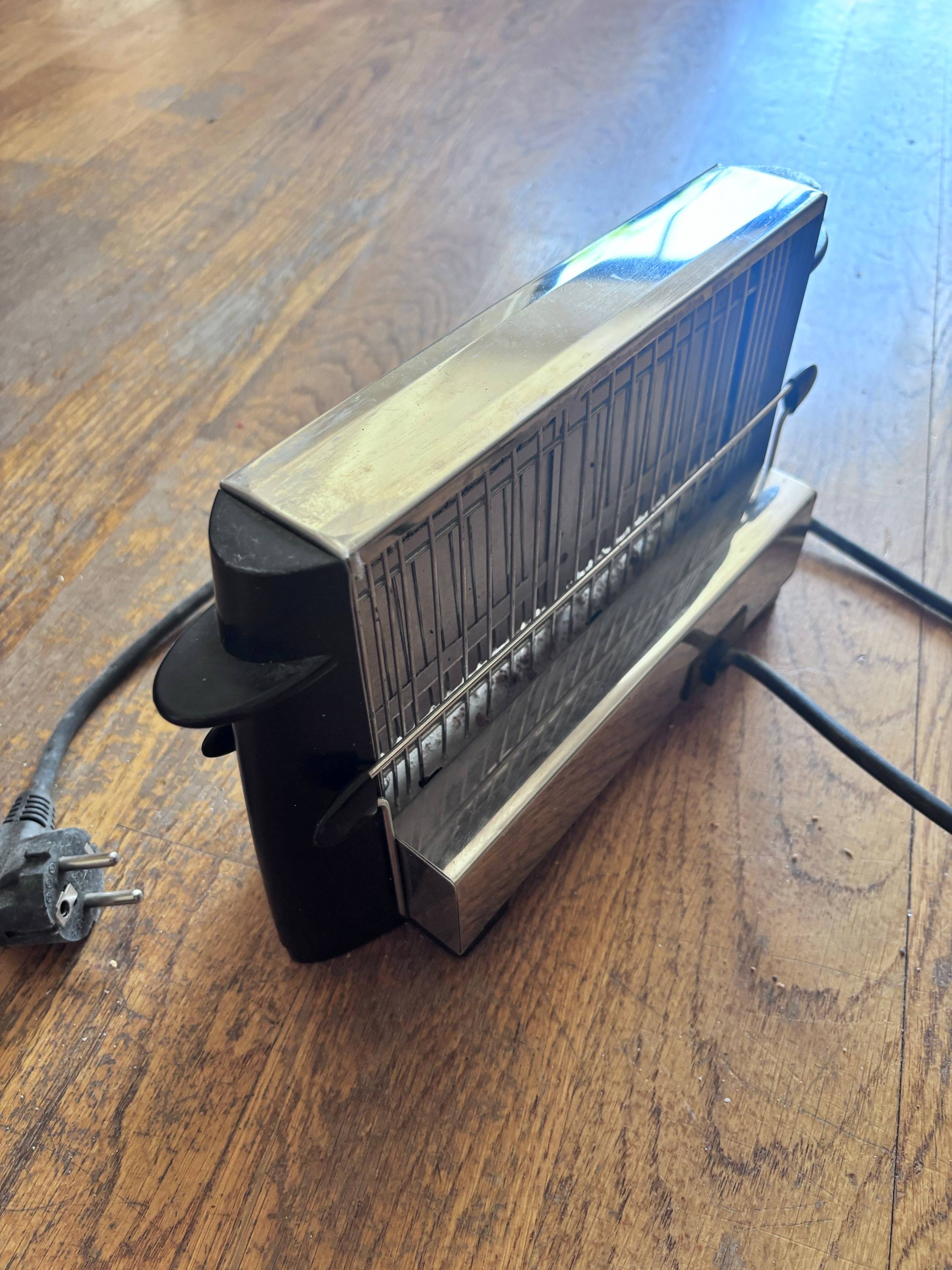 Vends grille-pain Moulinex style ancien