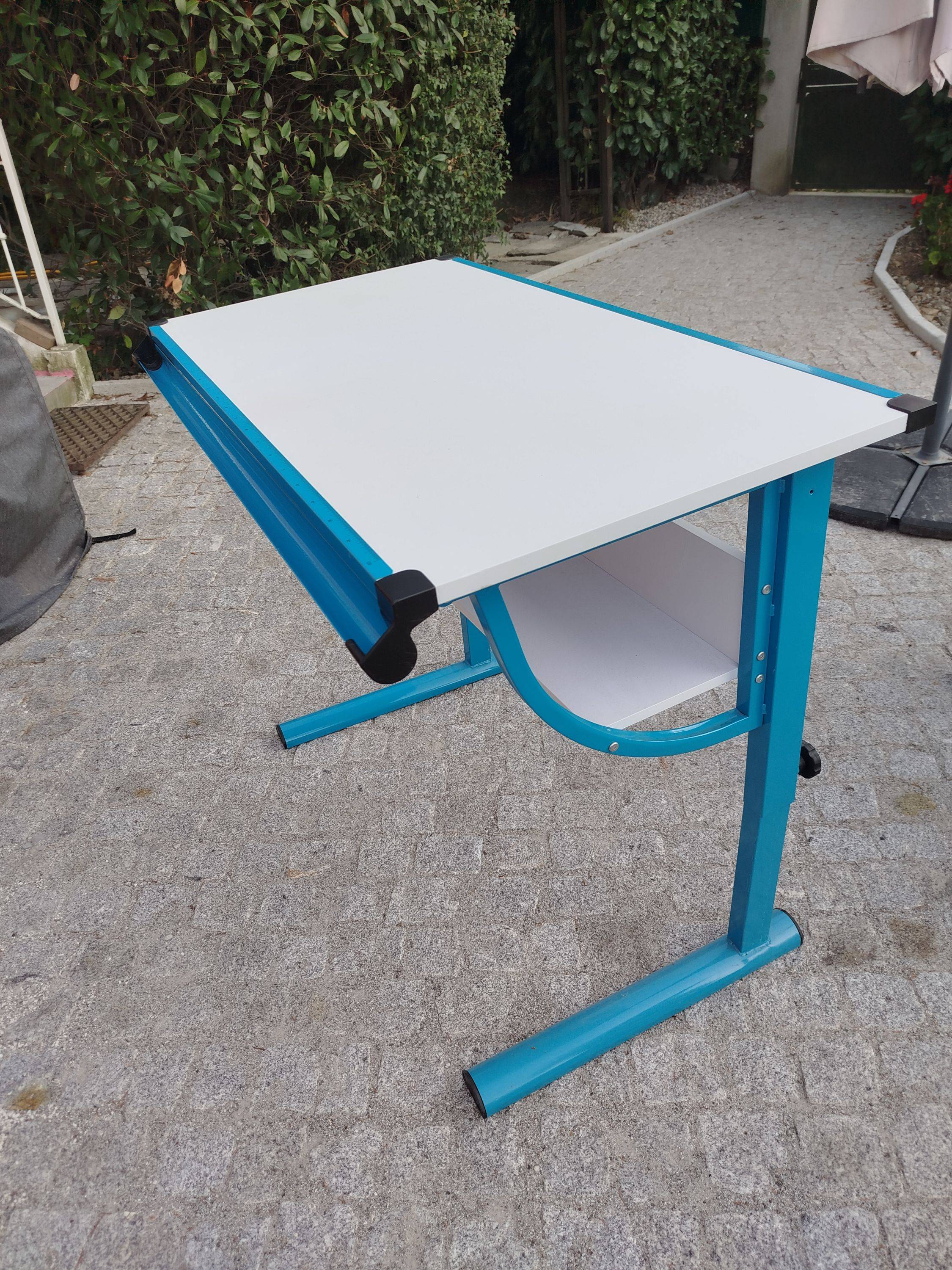 Vend bureau de dessin