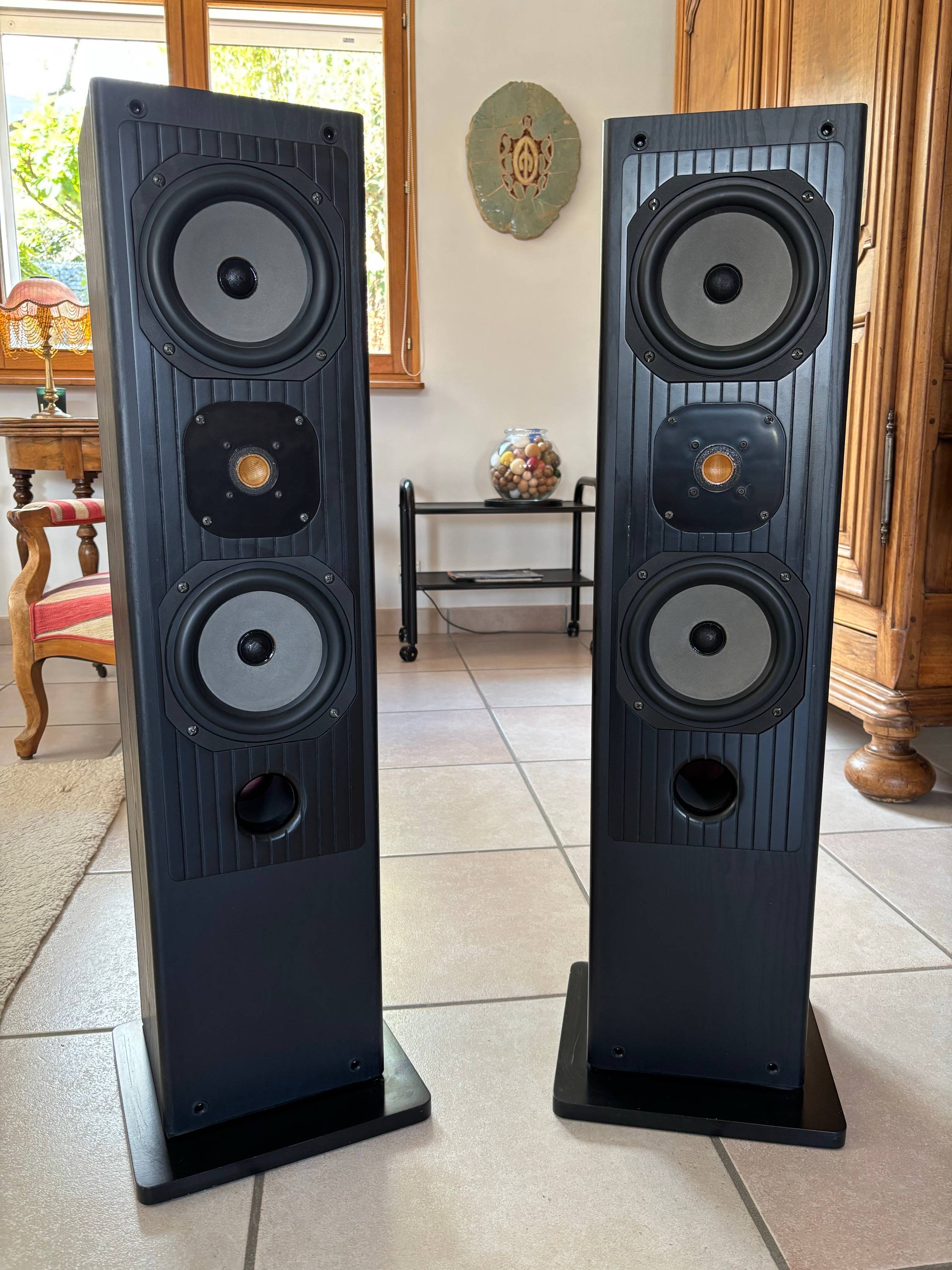 Vends chaîne hi-fi Luxman + enceintes JM Lab Profil 7 (Focal) + lecteur CD Sony - excellent état