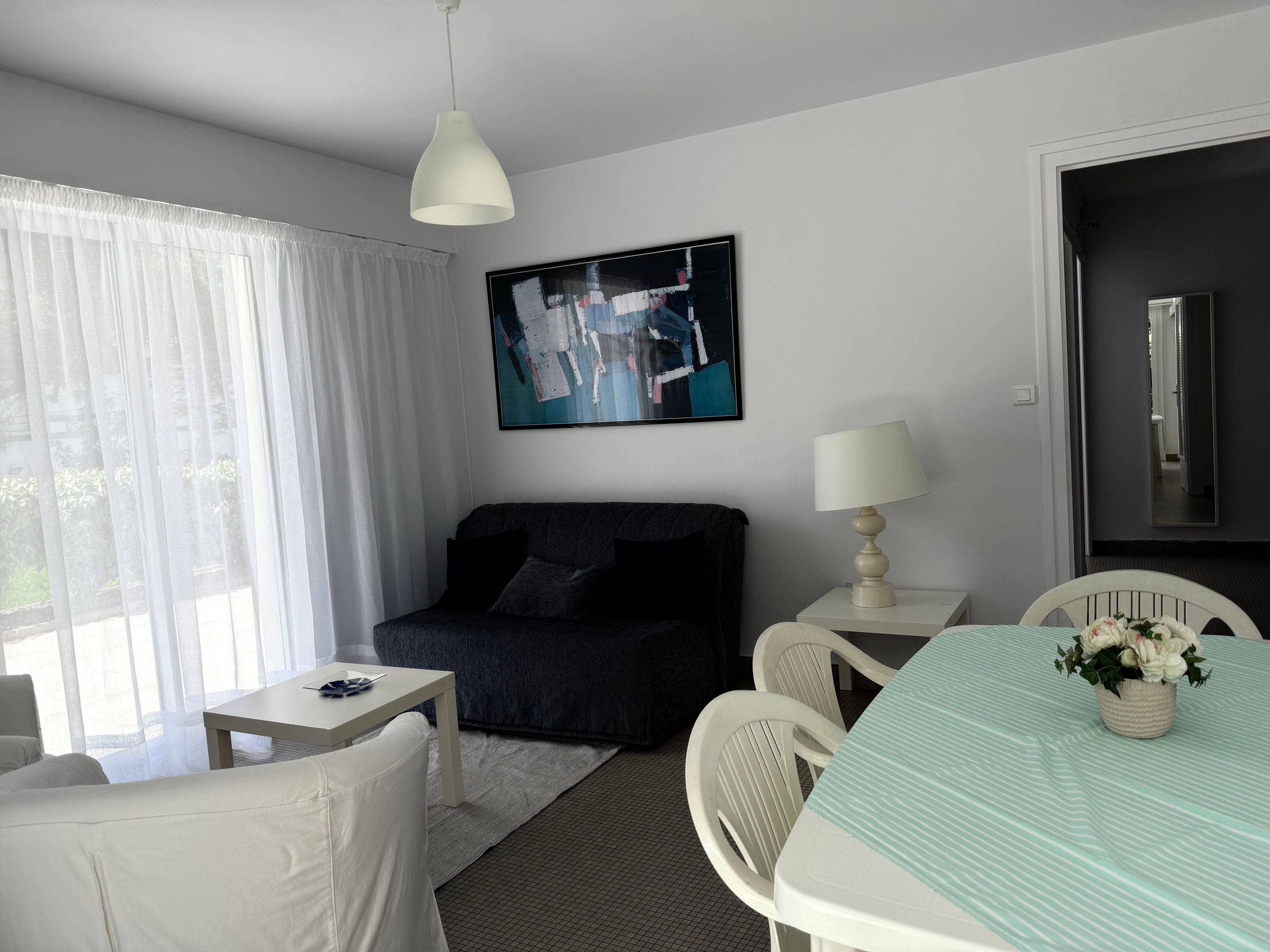 Loue appartement près de la prestigieuse plage Benoit dans impasse idéale pour vacances - 5/6couchages