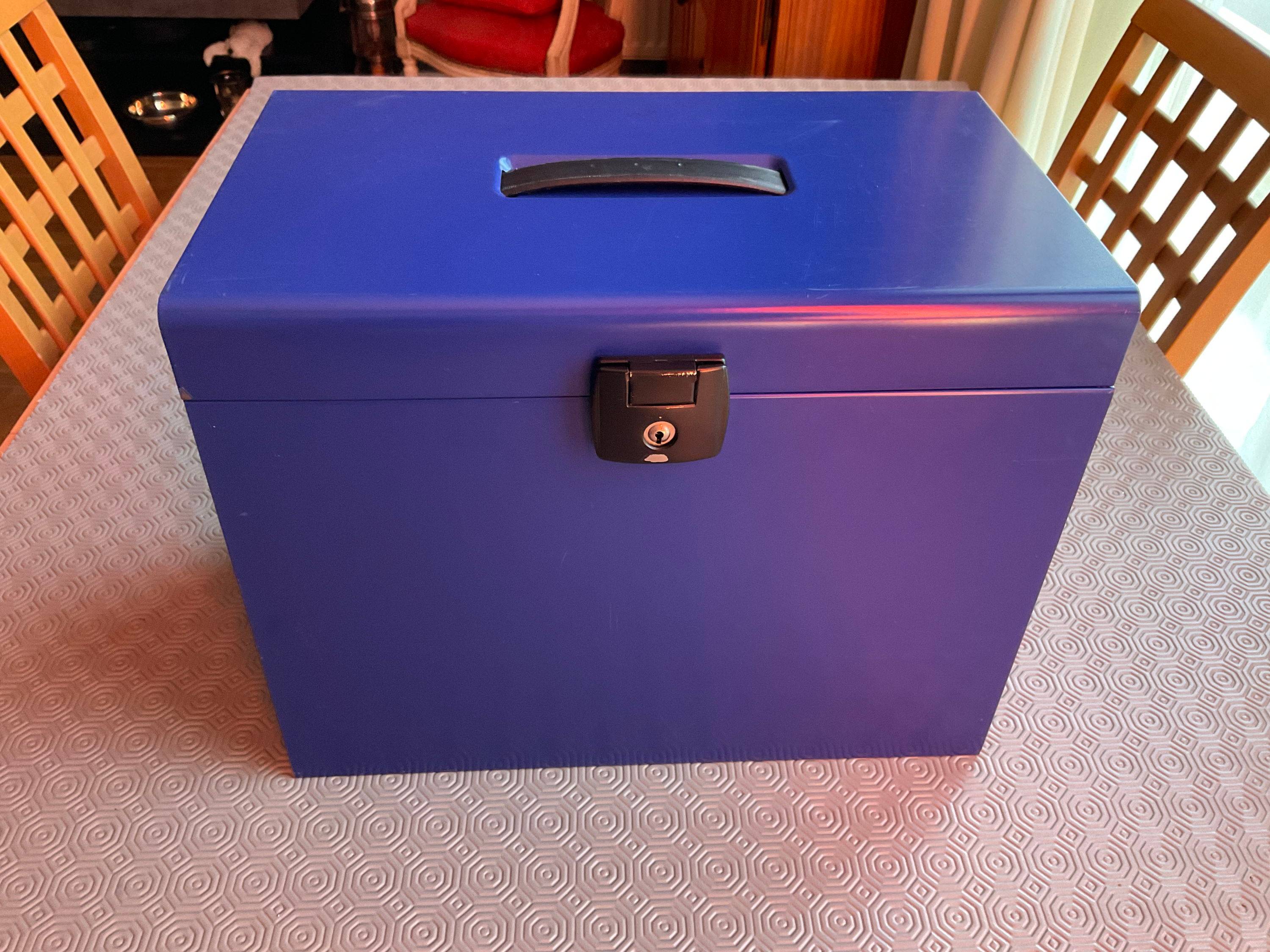 Porte documents métallique bleu Très bon état