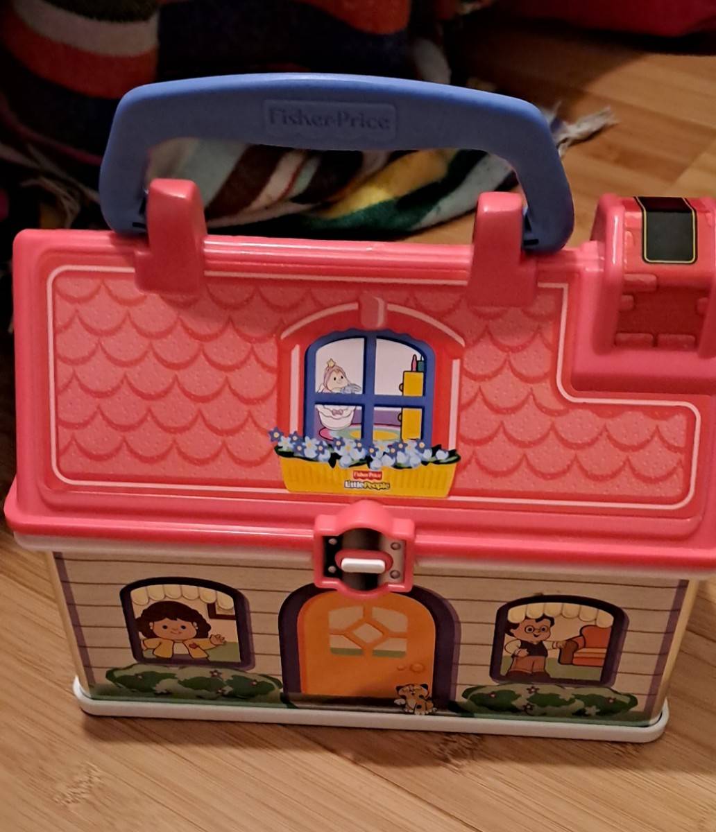 Maison coffret Little people Fisher price avec famille complète 6 figurines et meubles d’origine à partir de 1