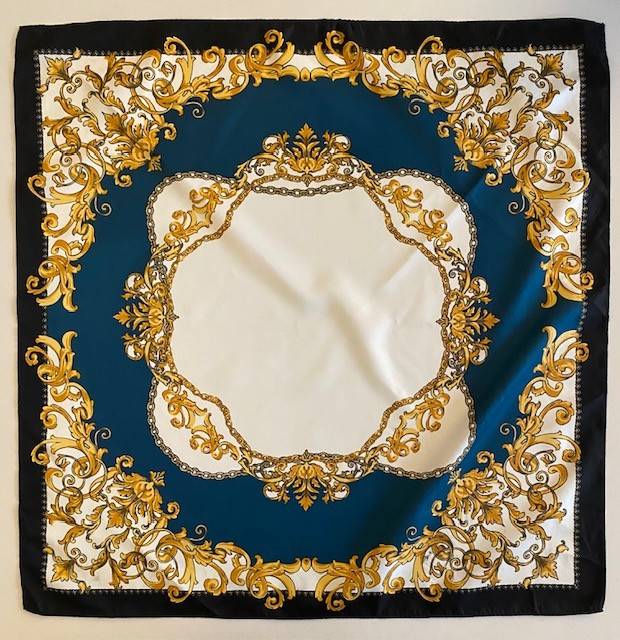 Petit foulard carré en viscose