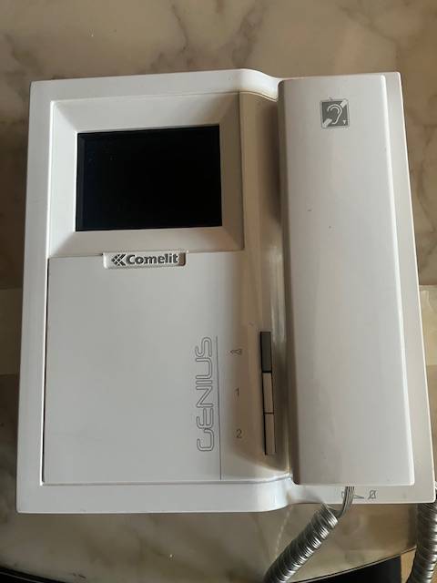 Vends interphone système de visiophonie Comelit