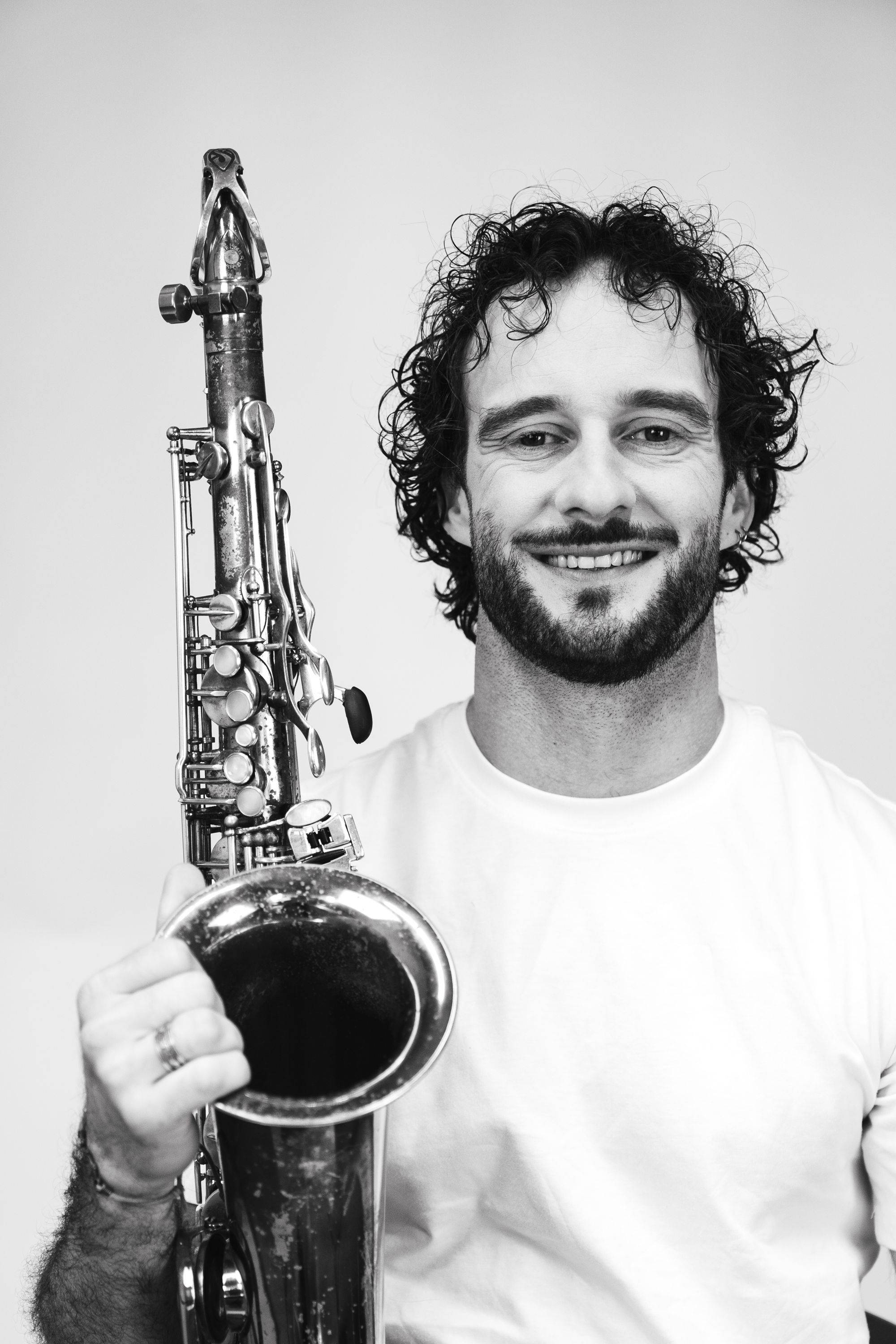 Diplômé du Conservatoire d’Amsterdam donne cours de saxophone à domicile, tous niveaux