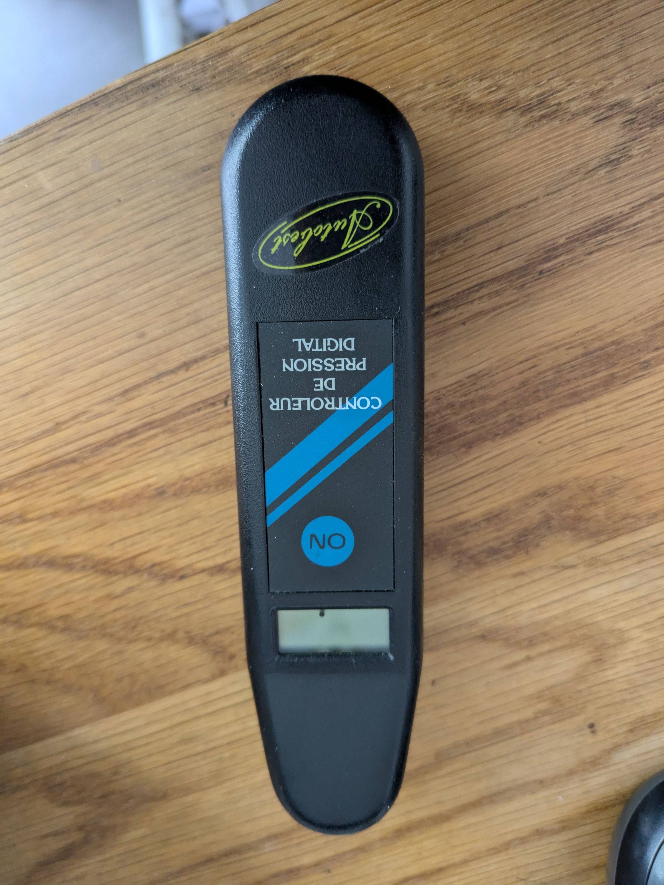 Testeur Pression Pneu Contrôleur De Pression AUTOBEST - 0 à 10 Bars Depressiometre Moto