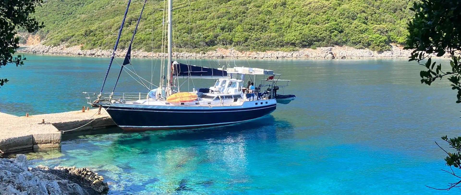 Propose Voilier de grande croisière avec skipper propriétaire – Croisières en Grèce (départ Athènes)