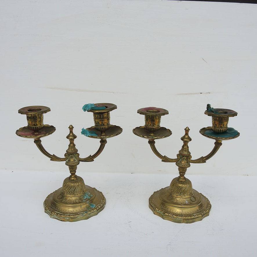 2 Anciens Candélabres à 2-Branches de Style Louis XVI en Laiton