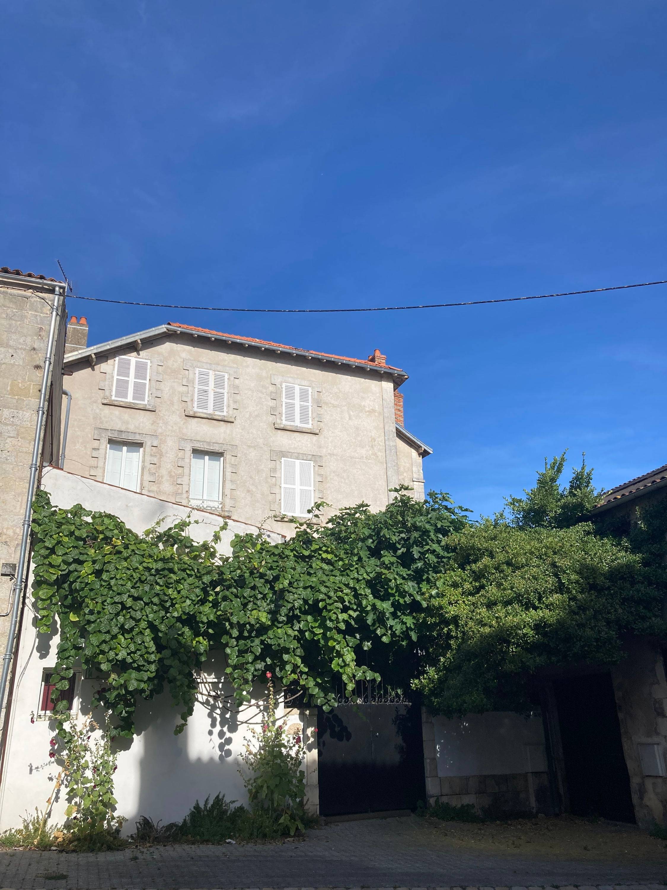 Loue chambre meublée dans colocation 62m³