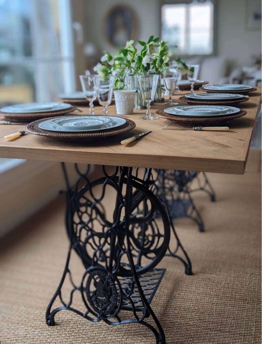 Vends table à manger 8 couverts unique