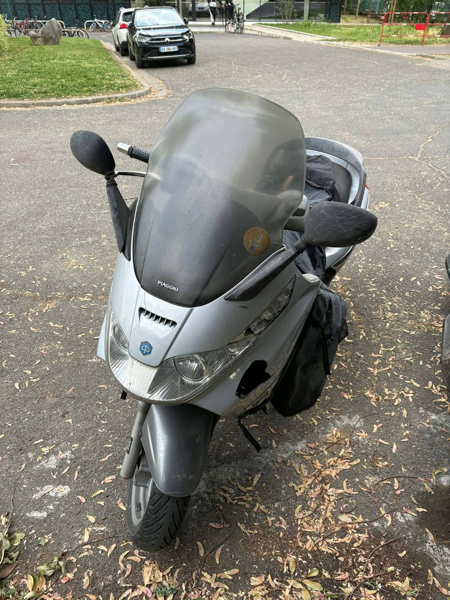 Vends Scooter 125 Piaggio X8, 2006, 35300km