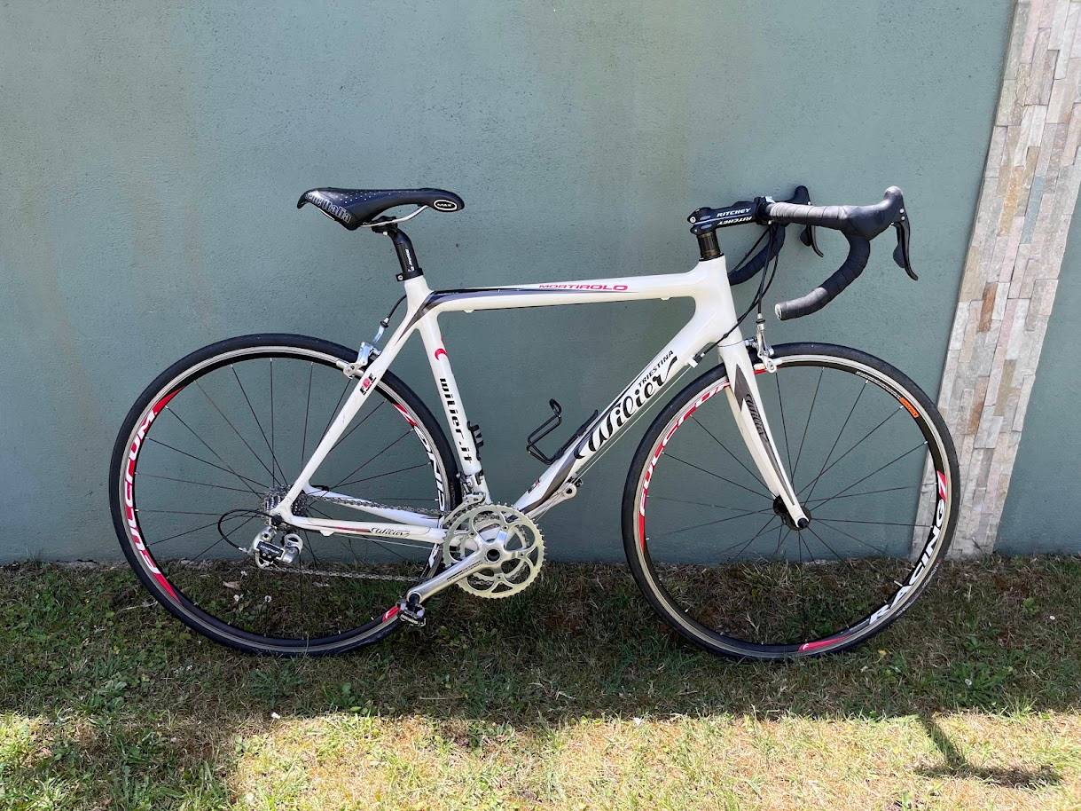 Vends vélo de route en carbone