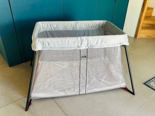 Vends lit parapluie Babybjörn