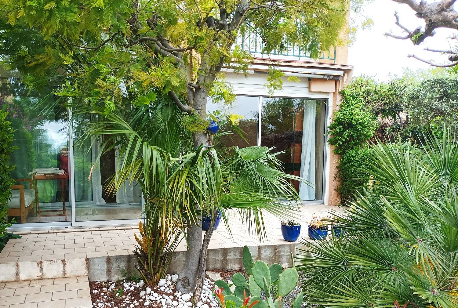 Loue appartement avec jardin à 100m de la plage - 2 couchages - Mèze (34)