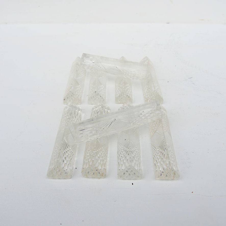 10 Anciens Porte-Couteaux Pyramide en Cristal Taillé