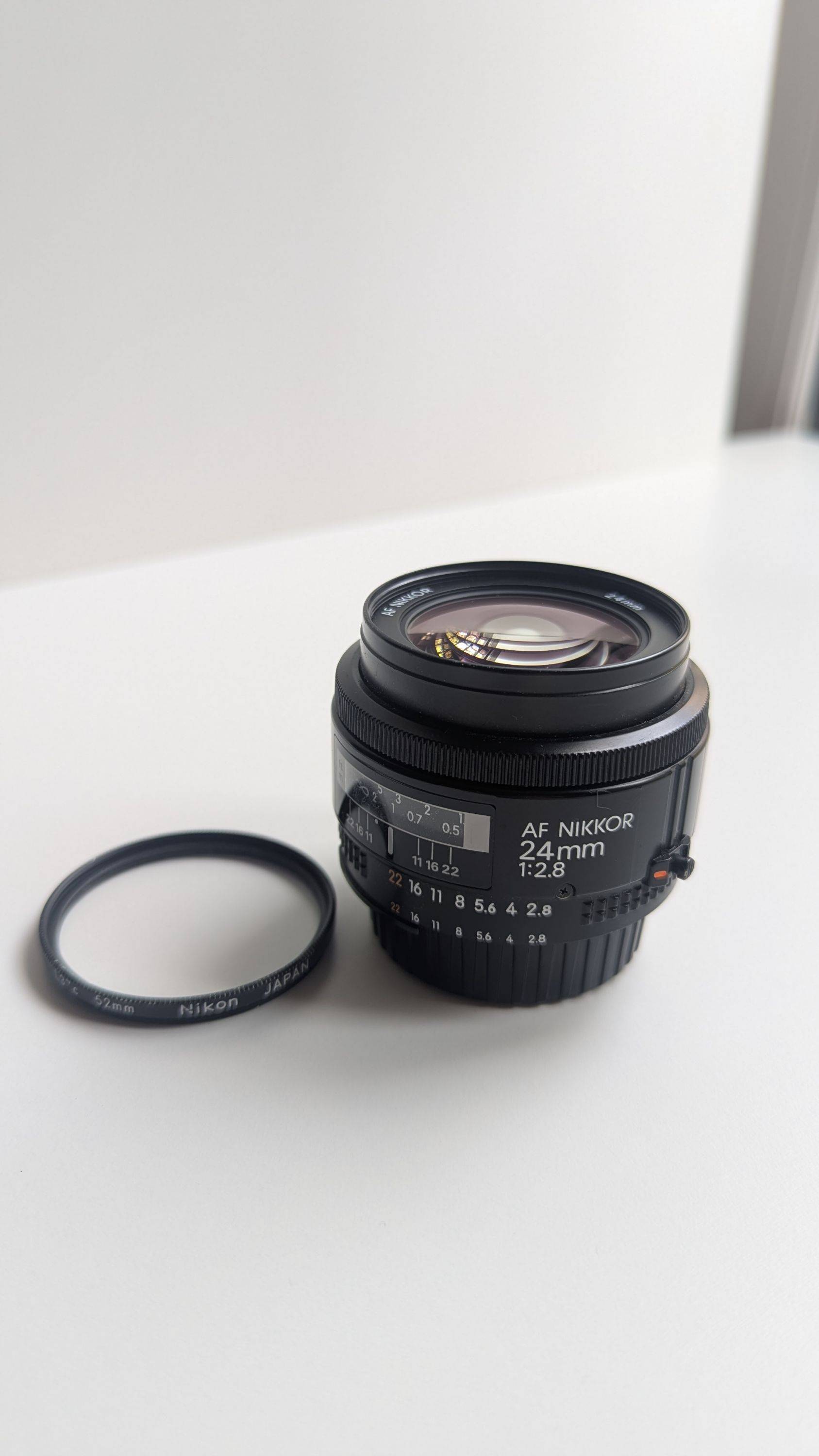Vends AF Nikkor 24mm f/2.8D