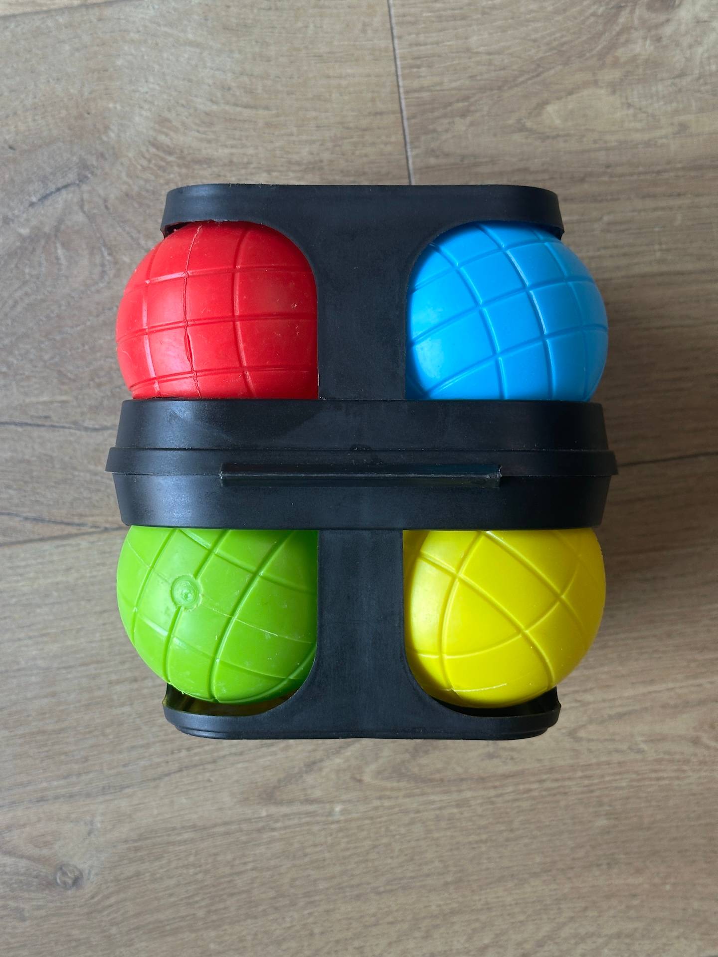Vends jeu de boules de pétanque pour les enfants