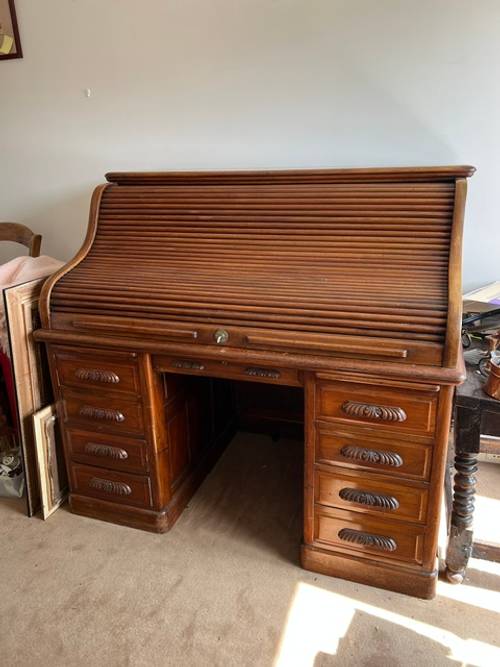 Vends Bureau américain à cylindre / bureau notaire