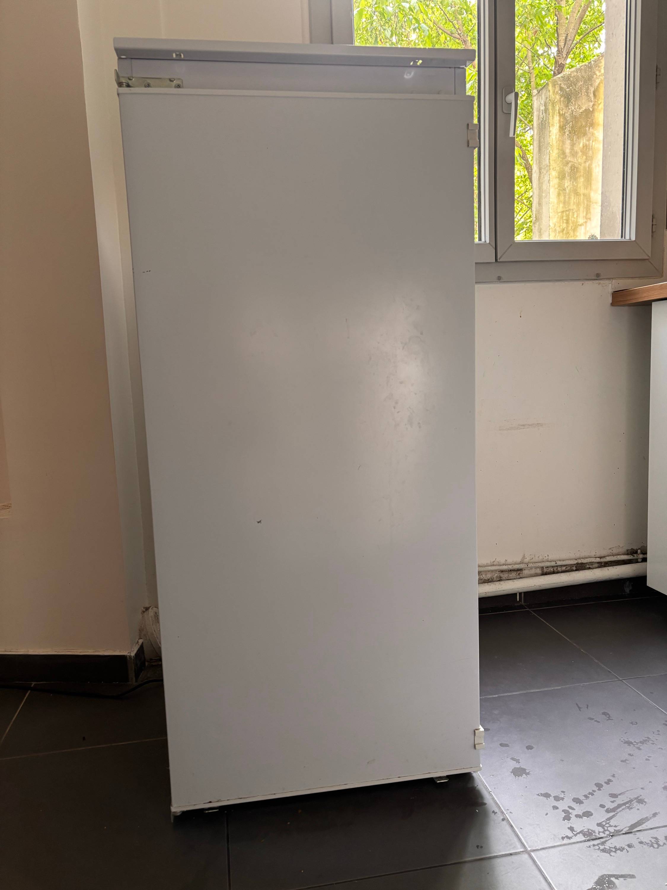 Réfrigérateur et petit congélateur - Schneider