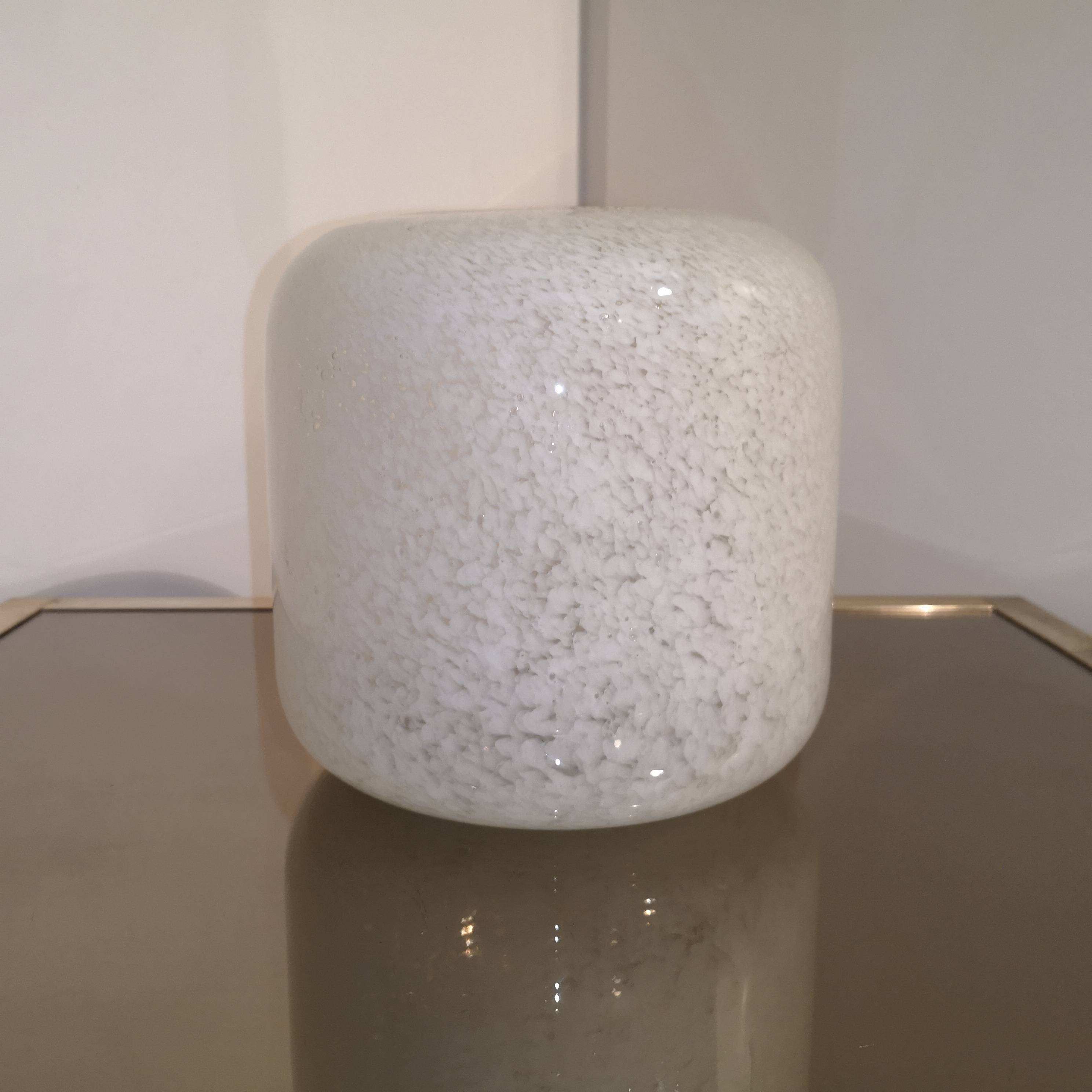 Vase Boule Murano Pulegoso Blanc - Design Italien 1970-1980 - 19cm