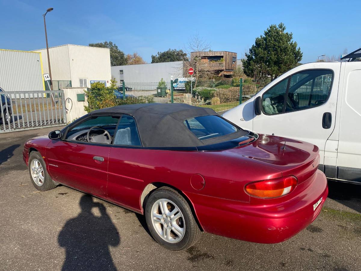 Cabriolet stratus chrysler