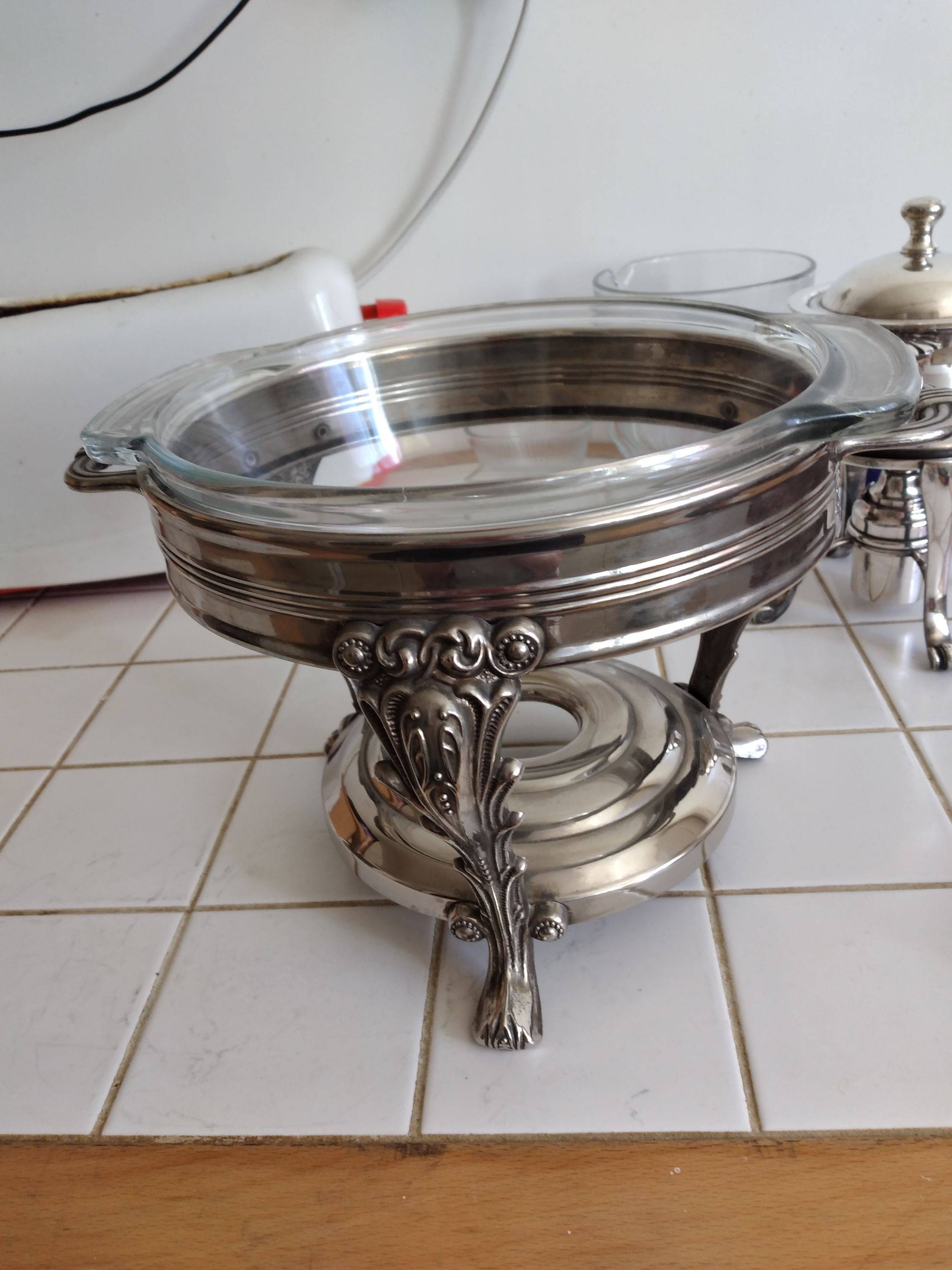 Vends trépied chauffe-plat en métal argenté
