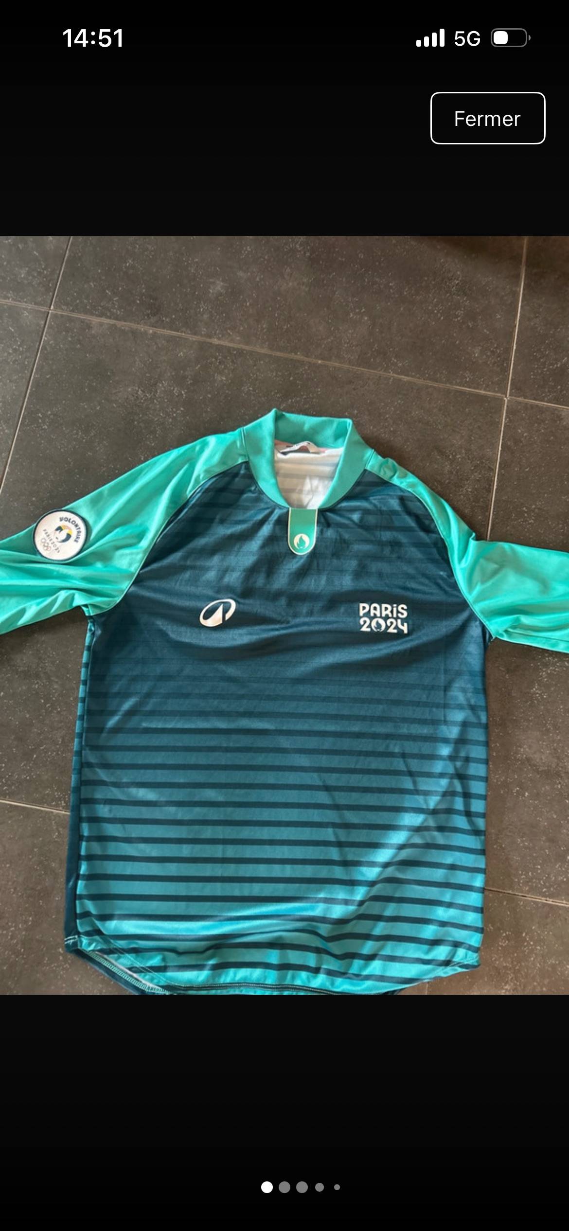 Vends T shirt JO - Taille M