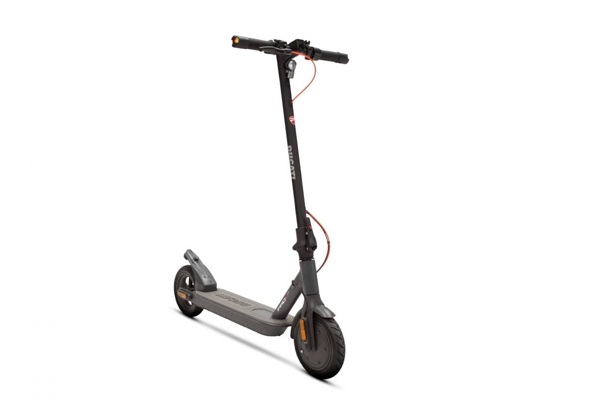 Vends trottinette électrique PRO-I EVO SAFE RIDE neuve dans son carton d’origine