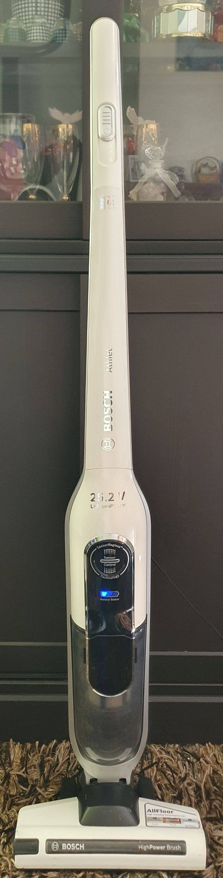 Vends aspirateur balai sans fil Bosch Athlet 25.2V lithium power