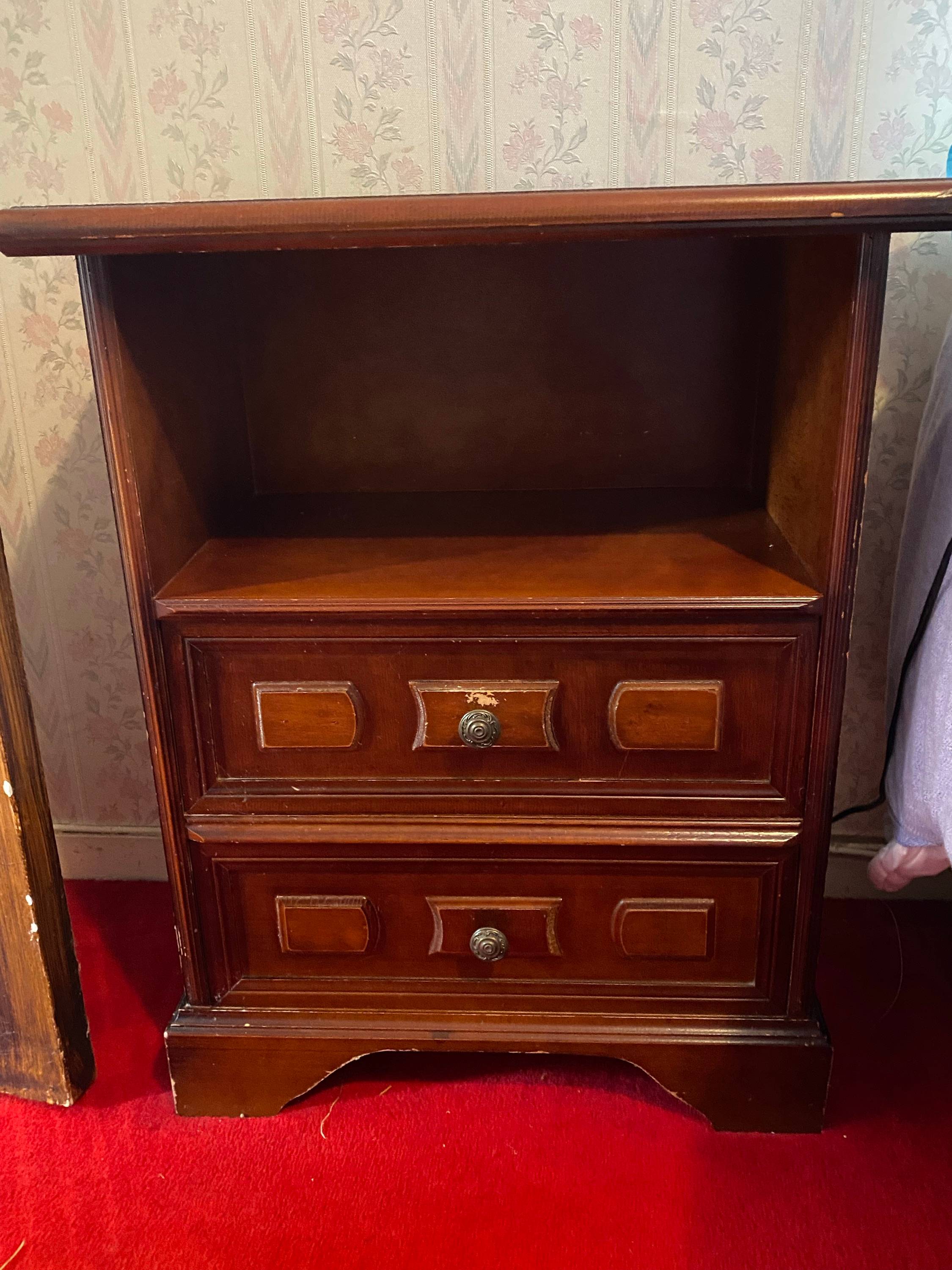 Vends lot de tables de nuit