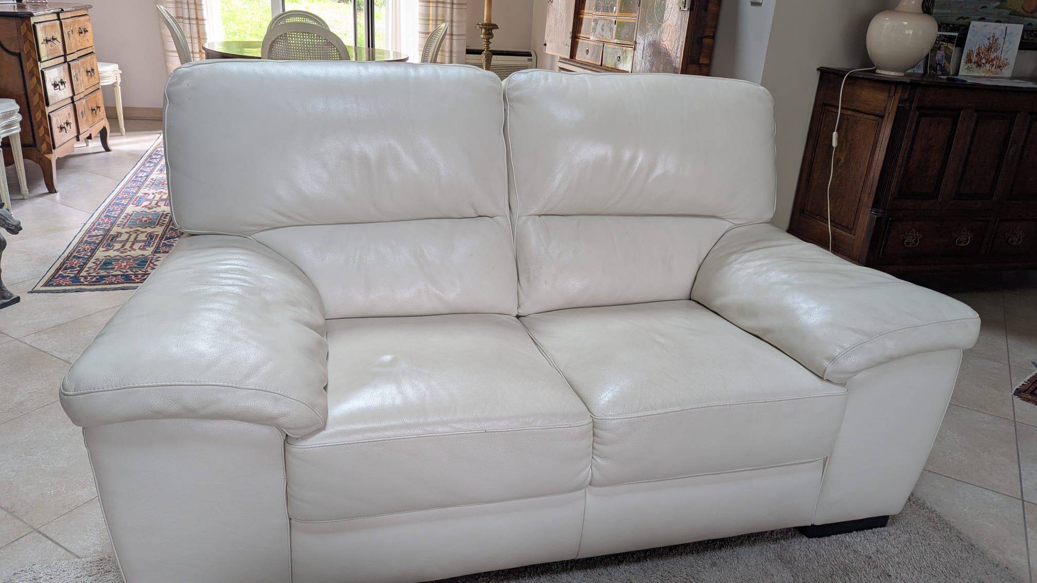 Vends canapé 2 places Poltronesofa en cuir