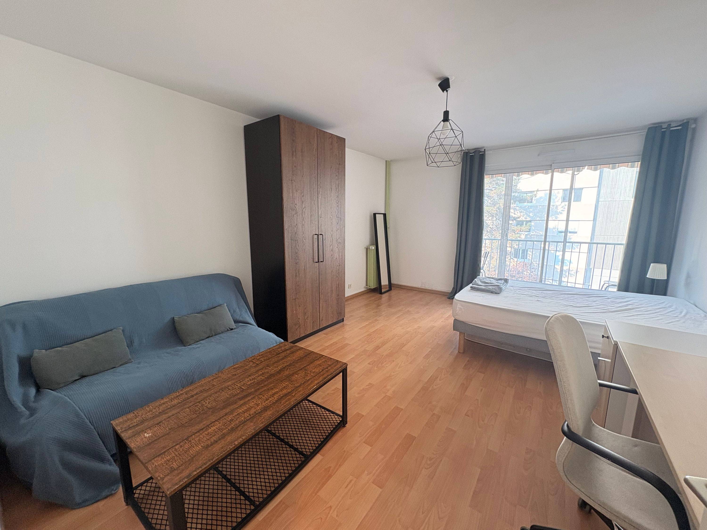 Loue chambre dans appartement 100m² Villeurbanne - Charpennes-Doua