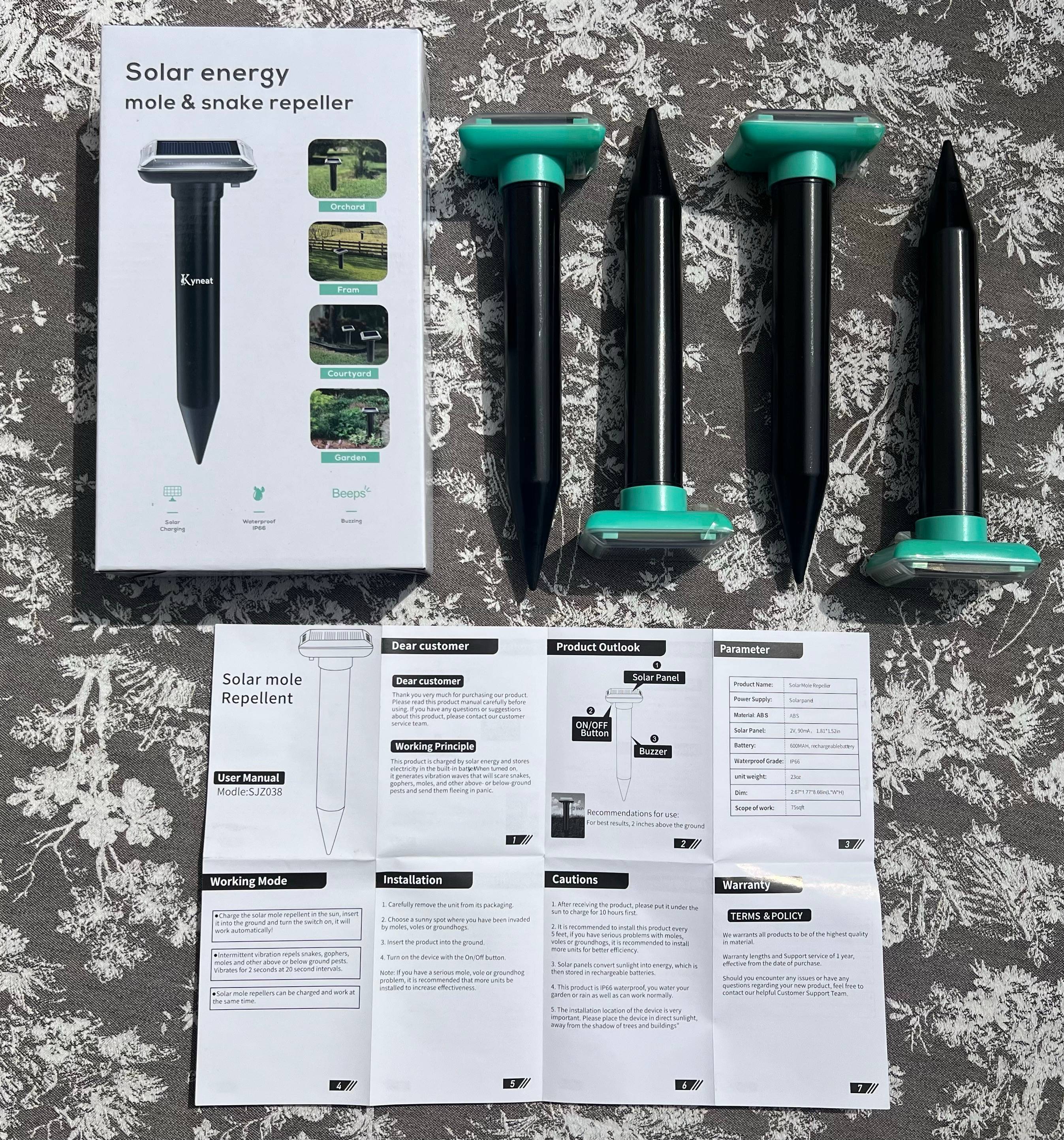 Vends répulsifs solaires anti-taupes et serpents