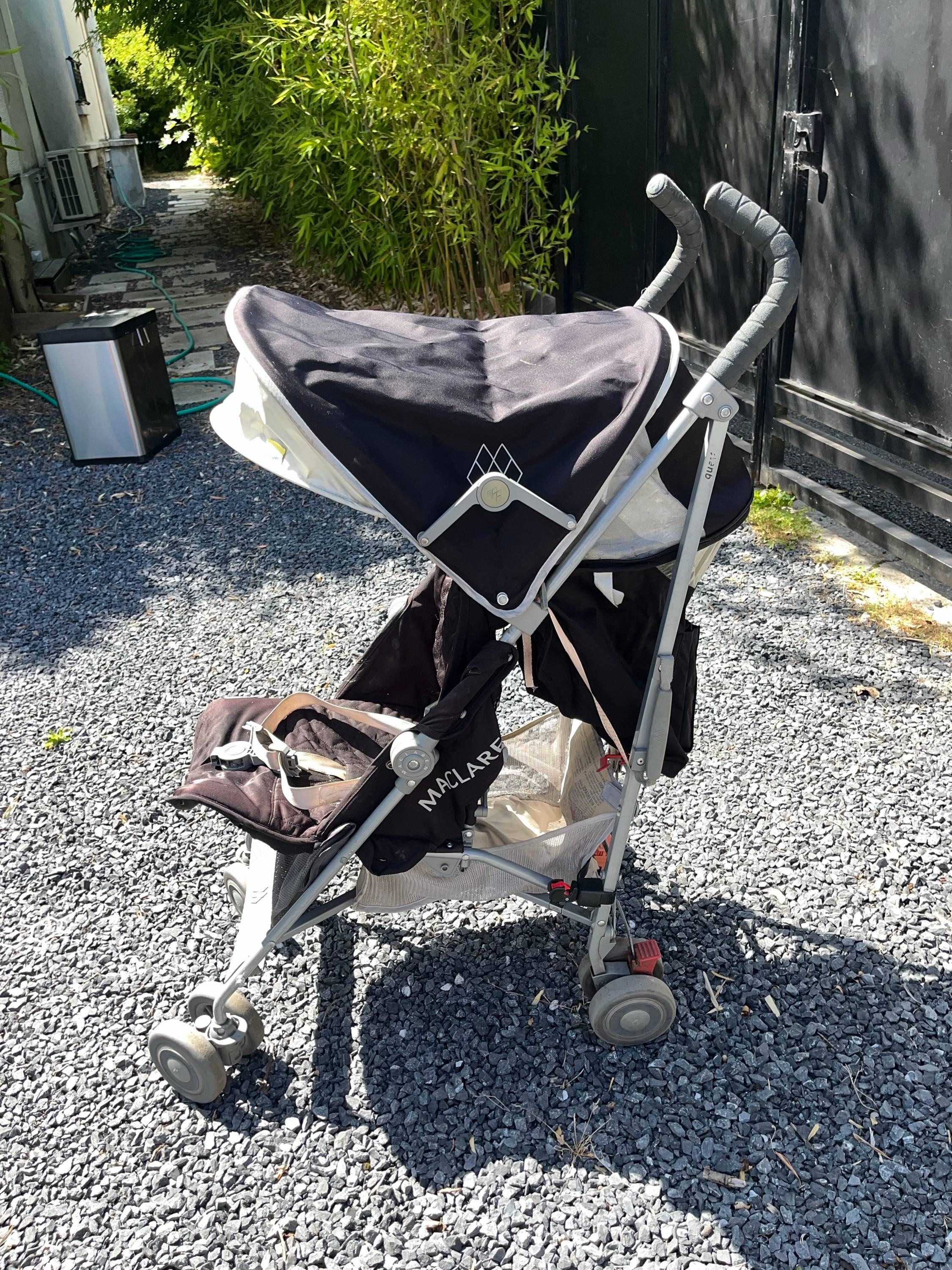 Vends poussette canne Mac Laren