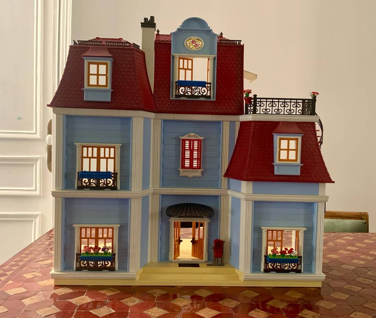 Vends maison Playmobil 70205 Très bon état