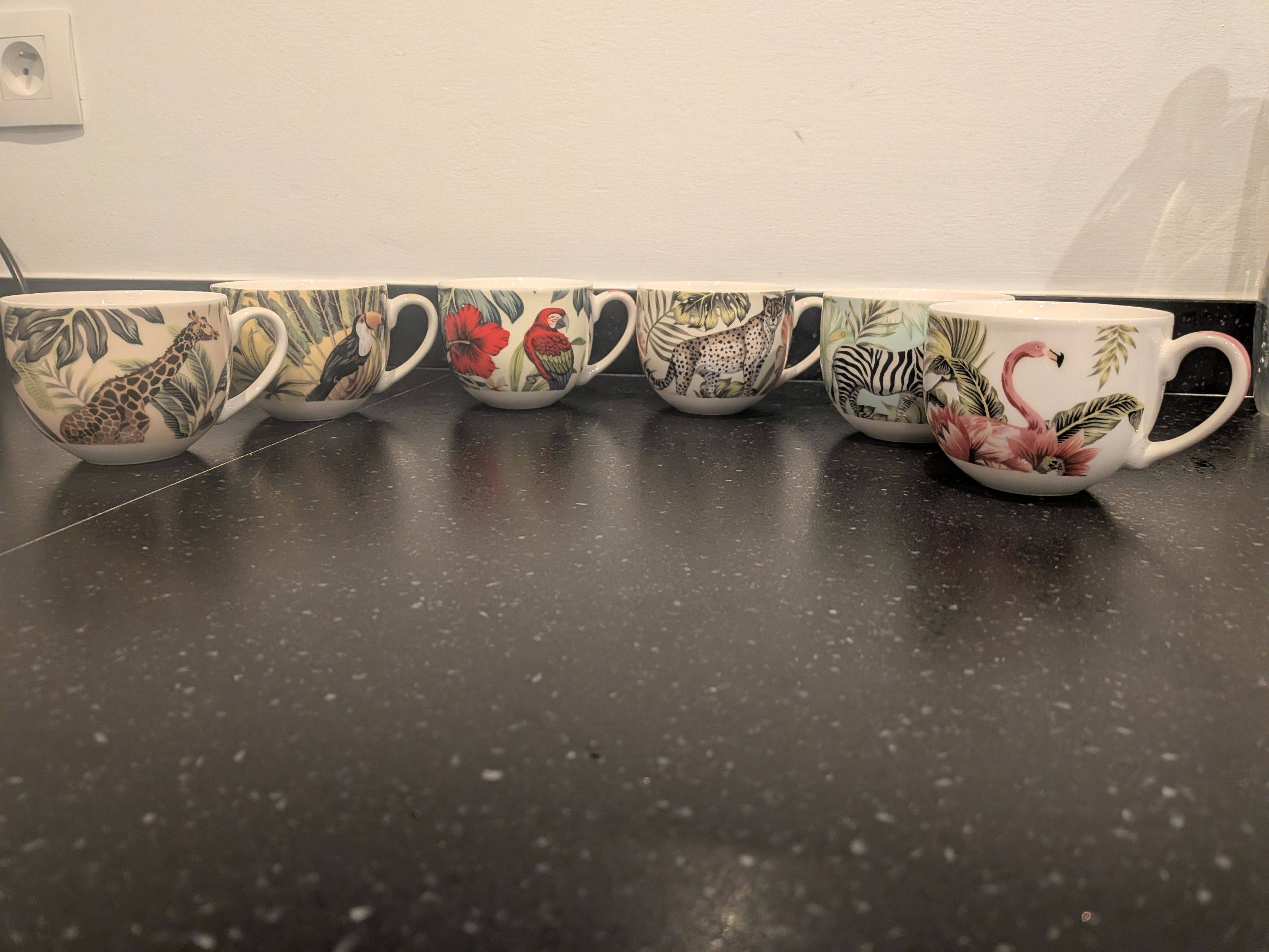 Vends lot de 6 tasses