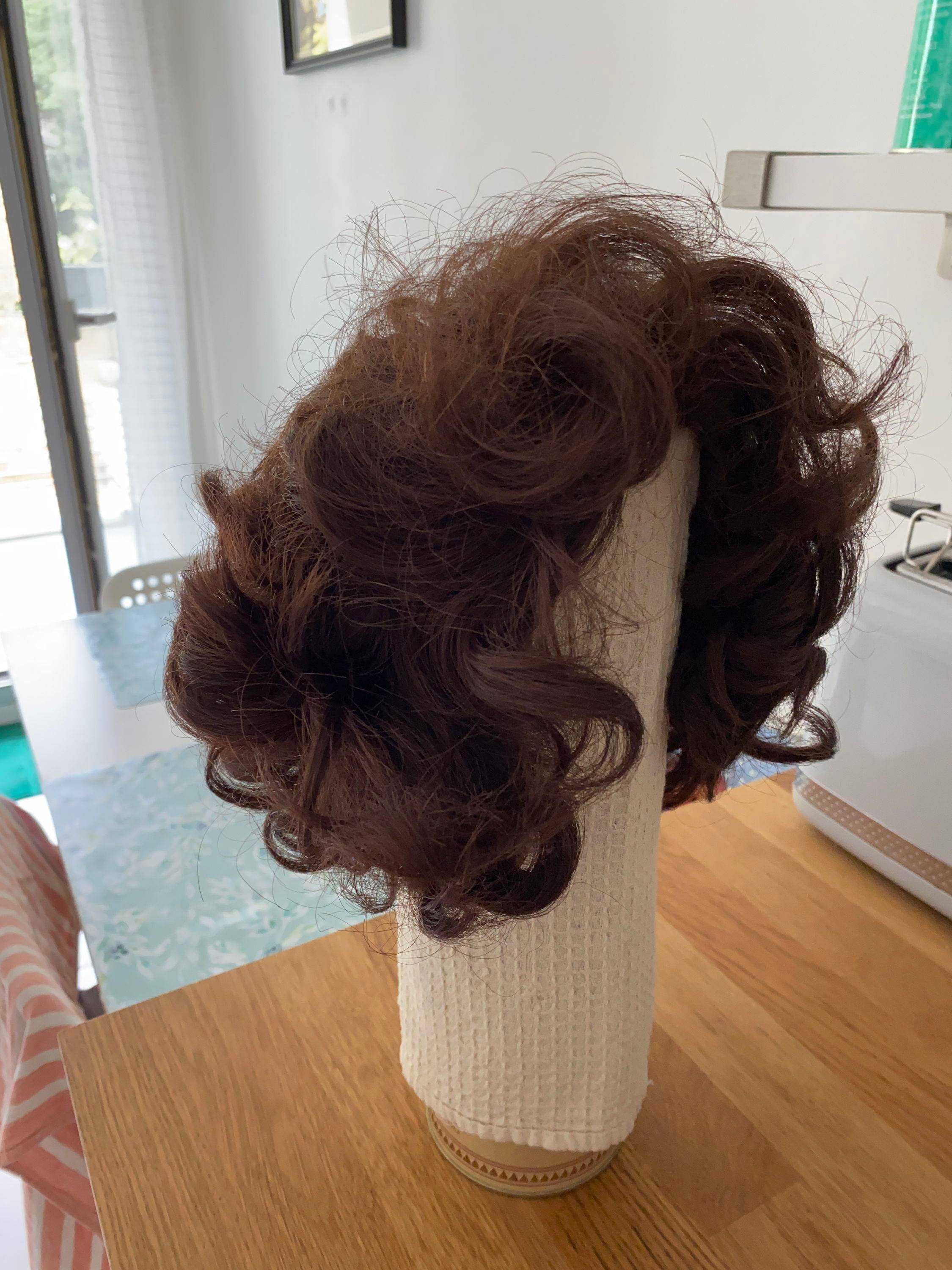 Vends perruque femme