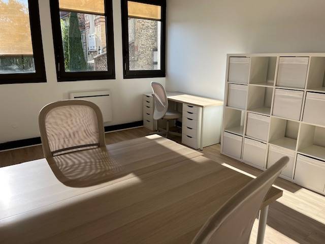 Loue bureau 21m²