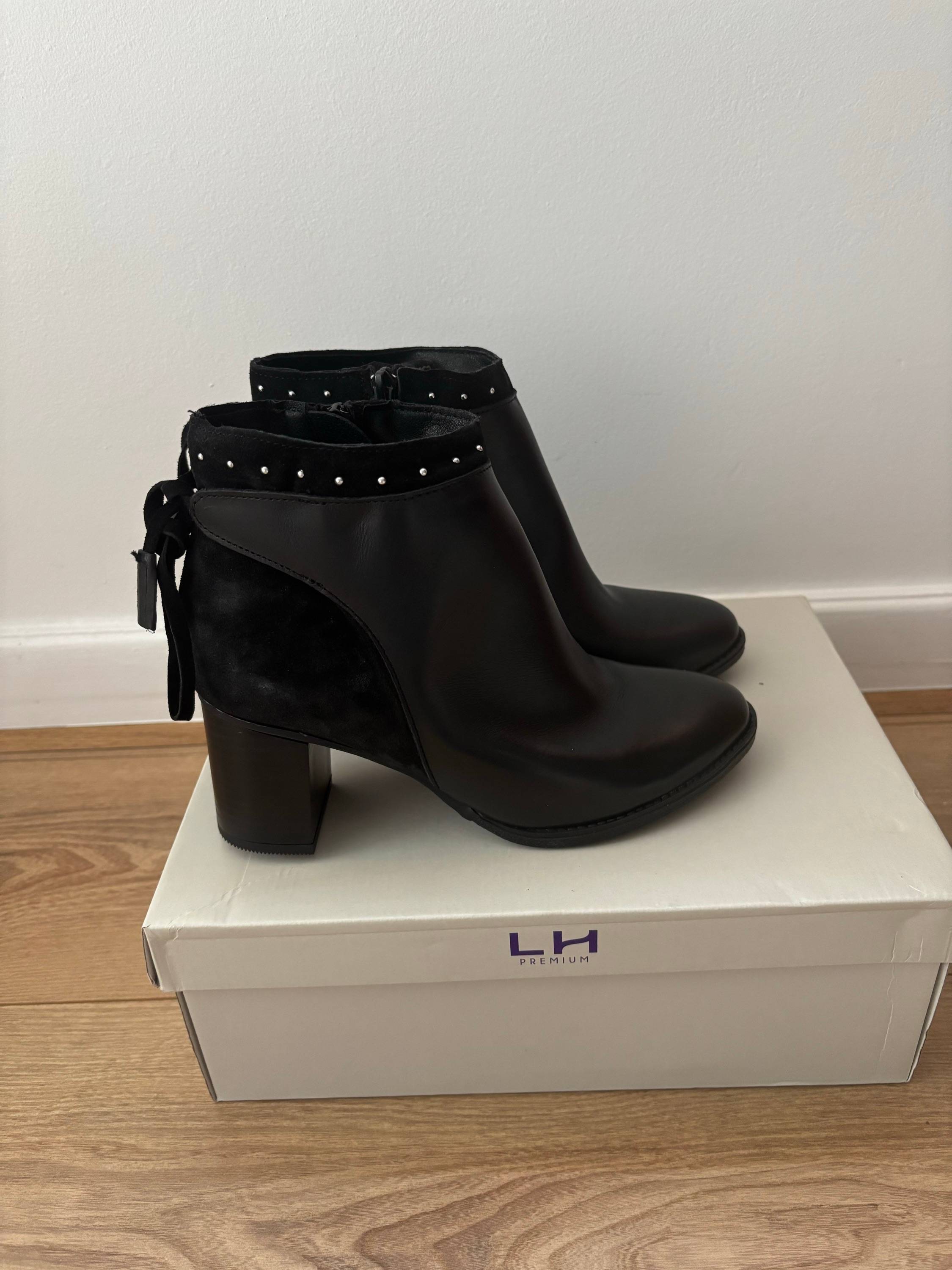 Vends bottines neuves La Halle - Pointure 37