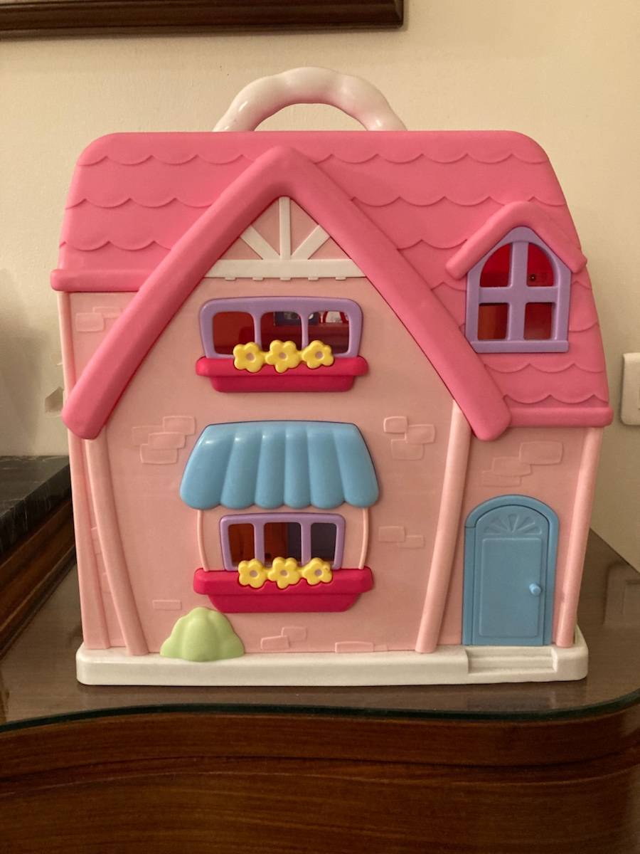 Vends maison de poupées