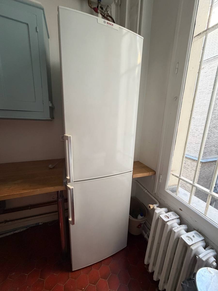 Vends réfrigérateur congélateur Bosch