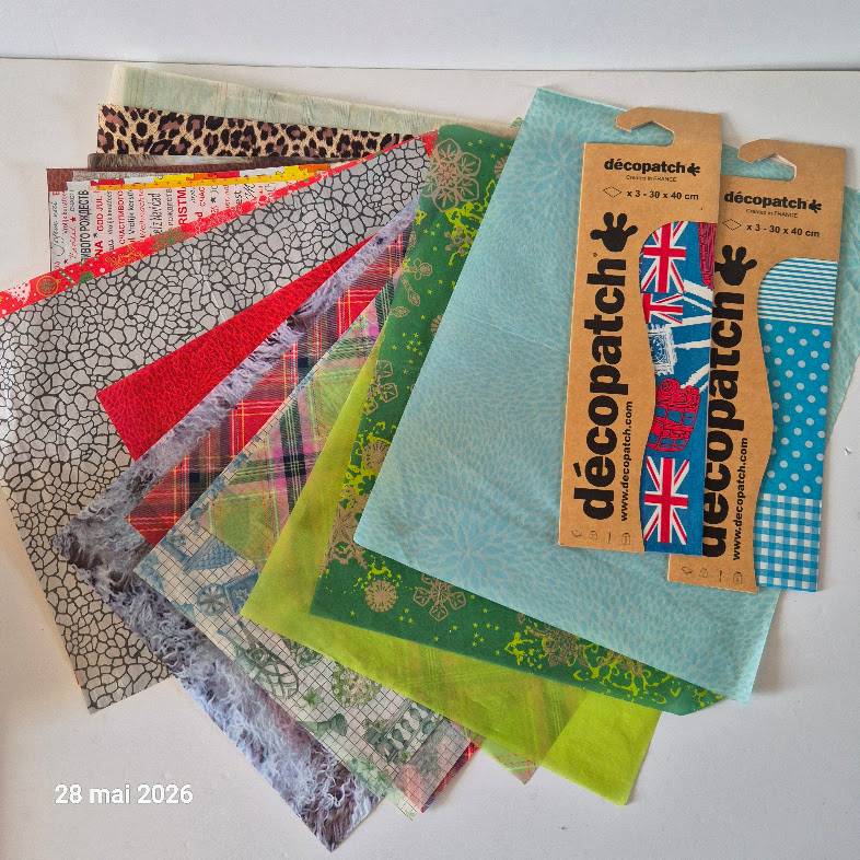 Vends lot de 28 feuilles Décopatch, différentes 30 x 40 cm